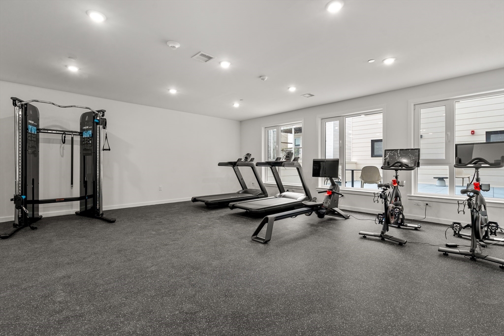 267 Old Colony Ave #503, Boston, MA Photo #30
