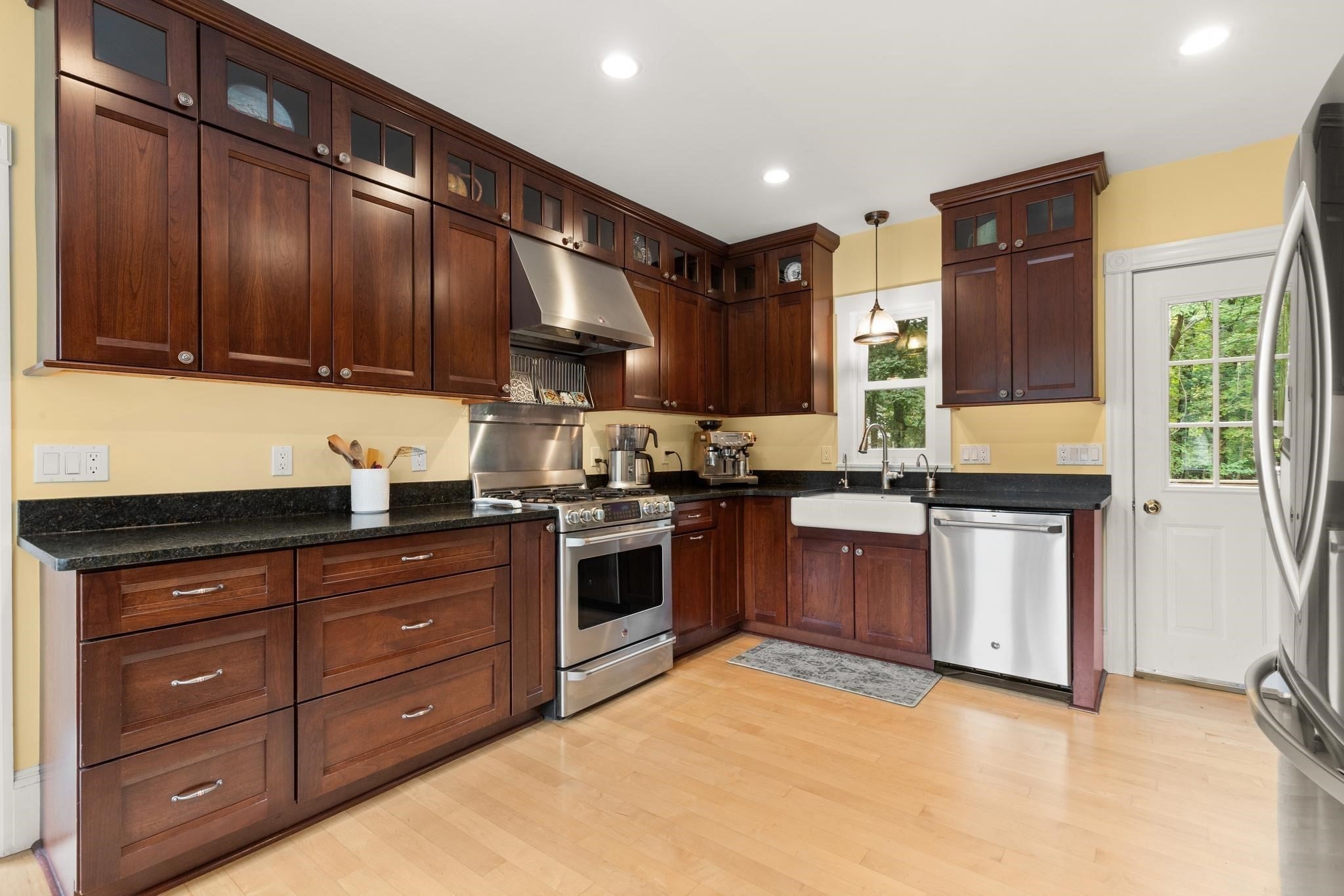 1 Brookside Rd, Westford, MA, 1 Brookside Rd, Westford, MA Photo #17