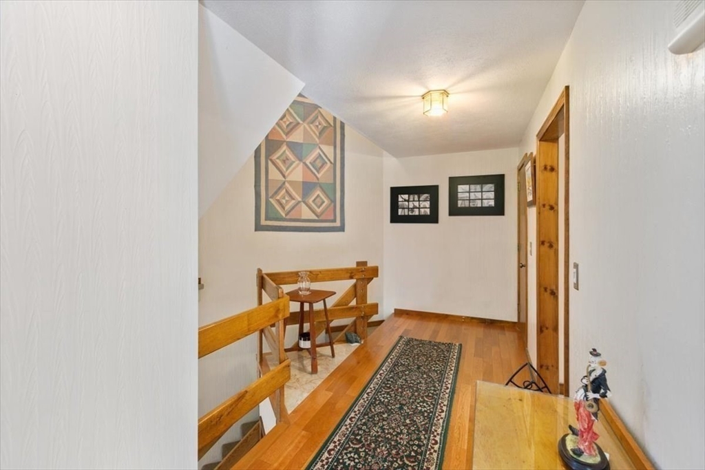 9 Eaton Ct 9