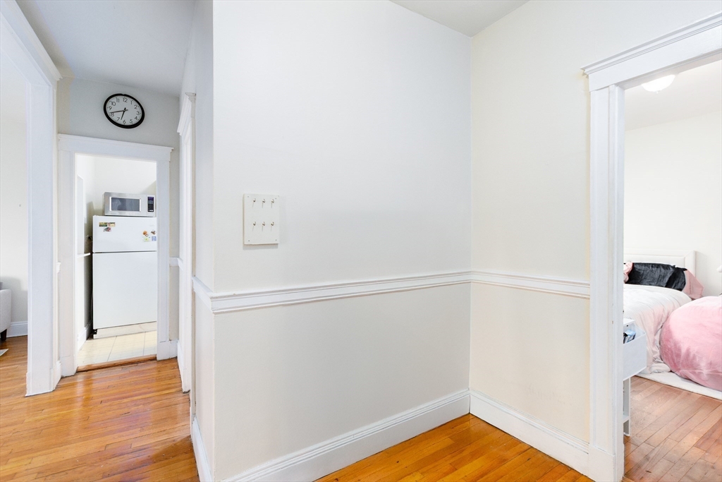 1564 Commonwealth Ave 16