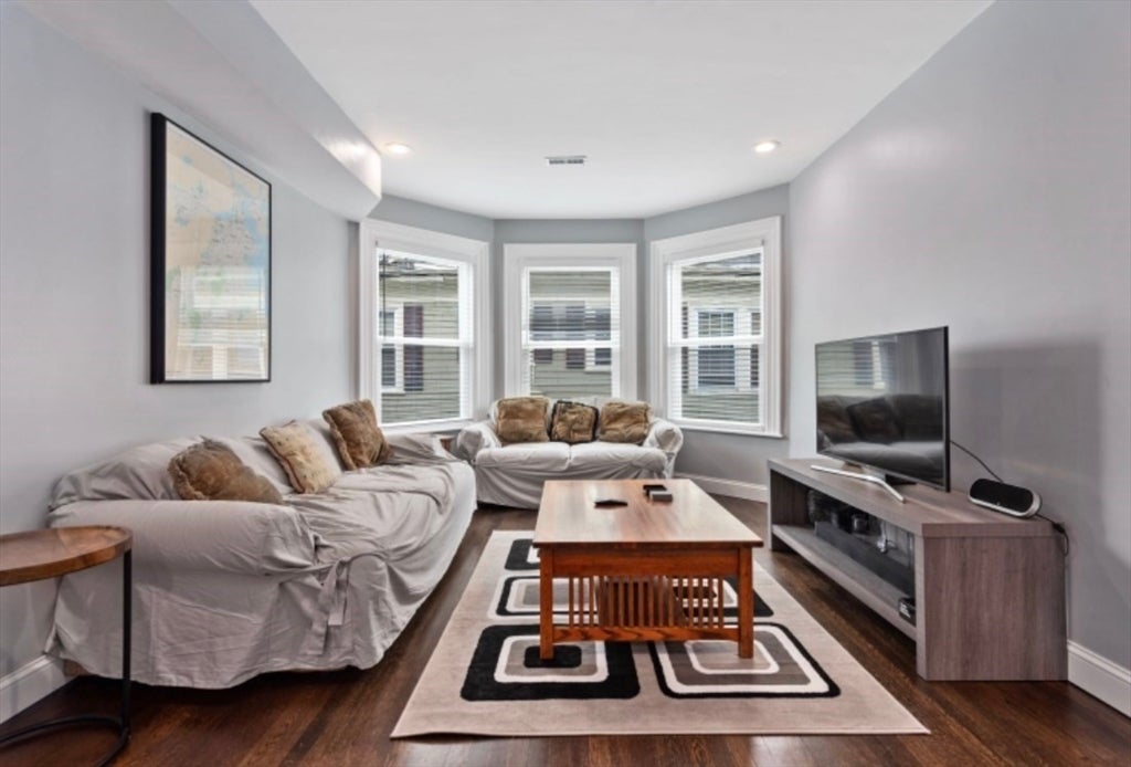 7 Abbotsford St Unit B, Boston, MA, 7 Abbotsford St Unit B, Boston, MA Photo #1