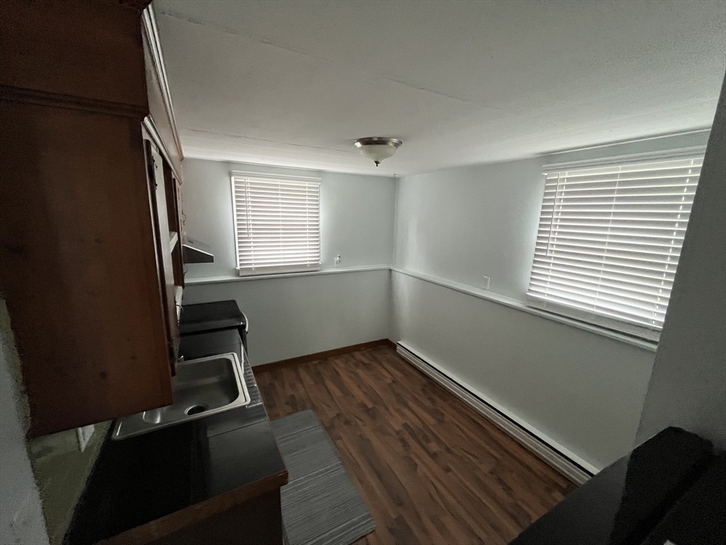 22 Beacon Ave 1