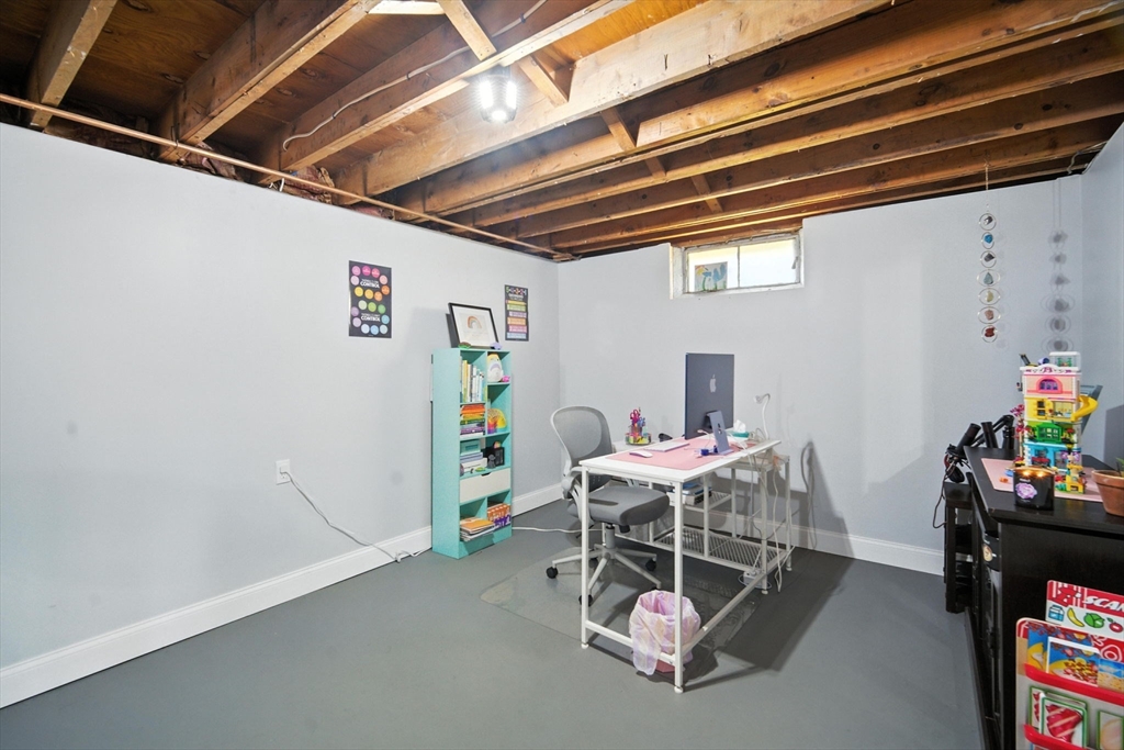 Enfield, Connecticut 06092, United States, 3 Bedrooms Bedrooms, ,2 BathroomsBathrooms,Residential,Active,159215