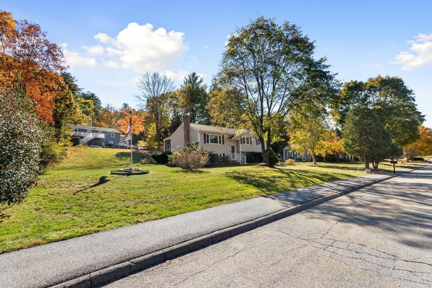 111 Simpson Rd