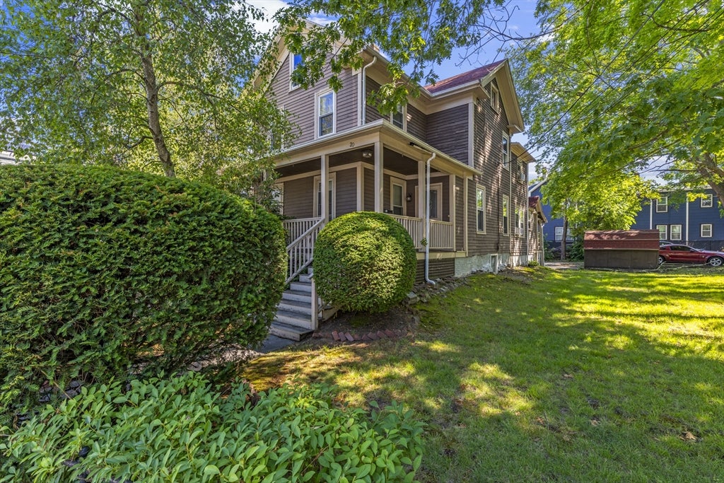 20 Walter St