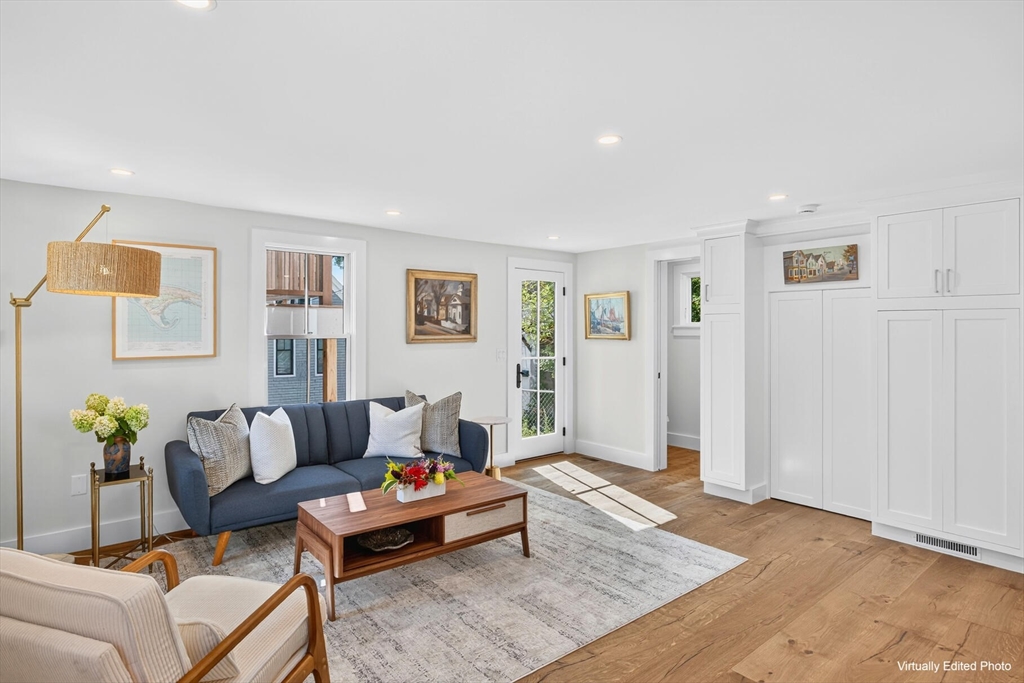 10 Bradford Street Unit 4