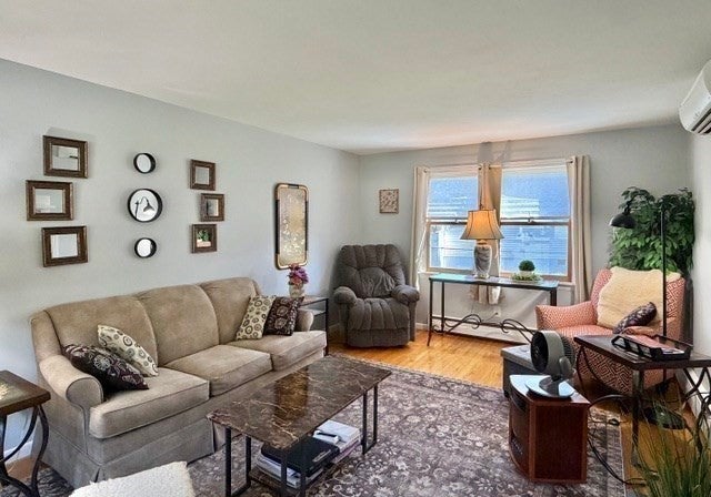 374 Homestead Ave, Holyoke, MA, 374 Homestead Ave, Holyoke, MA Photo #3