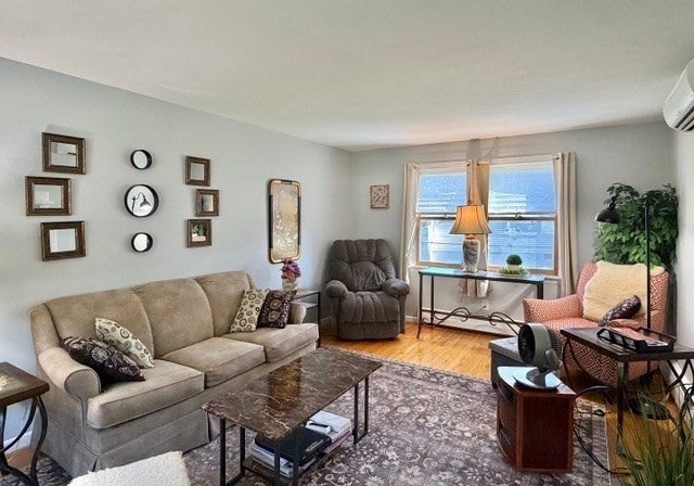 374 Homestead Ave, Holyoke, MA, 374 Homestead Ave, Holyoke, MA Photo #4