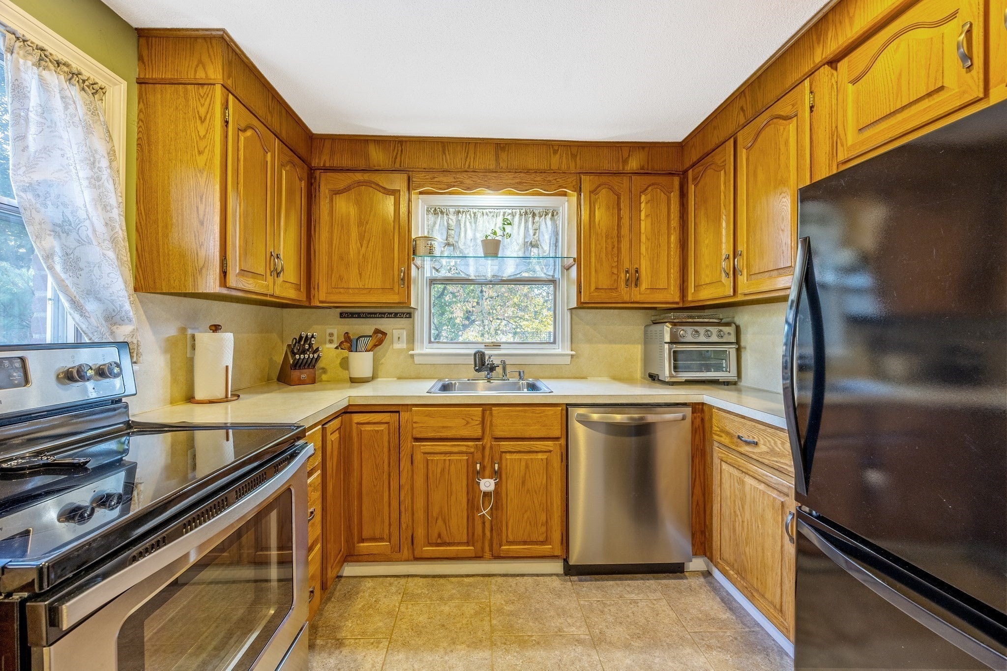 1 Lexington St, South Hadley, MA Photo #28