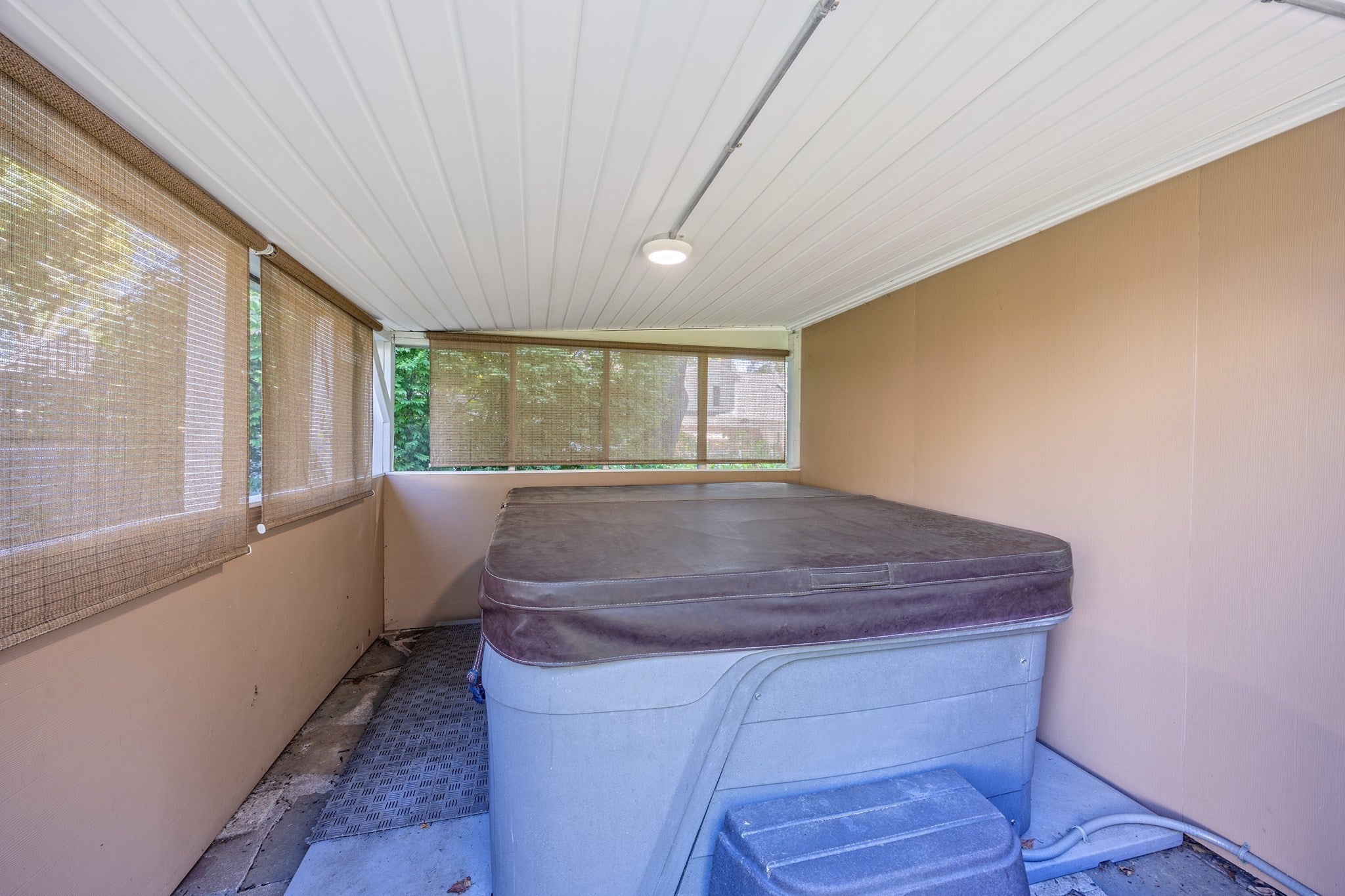 1 Lexington St, South Hadley, MA Photo #12