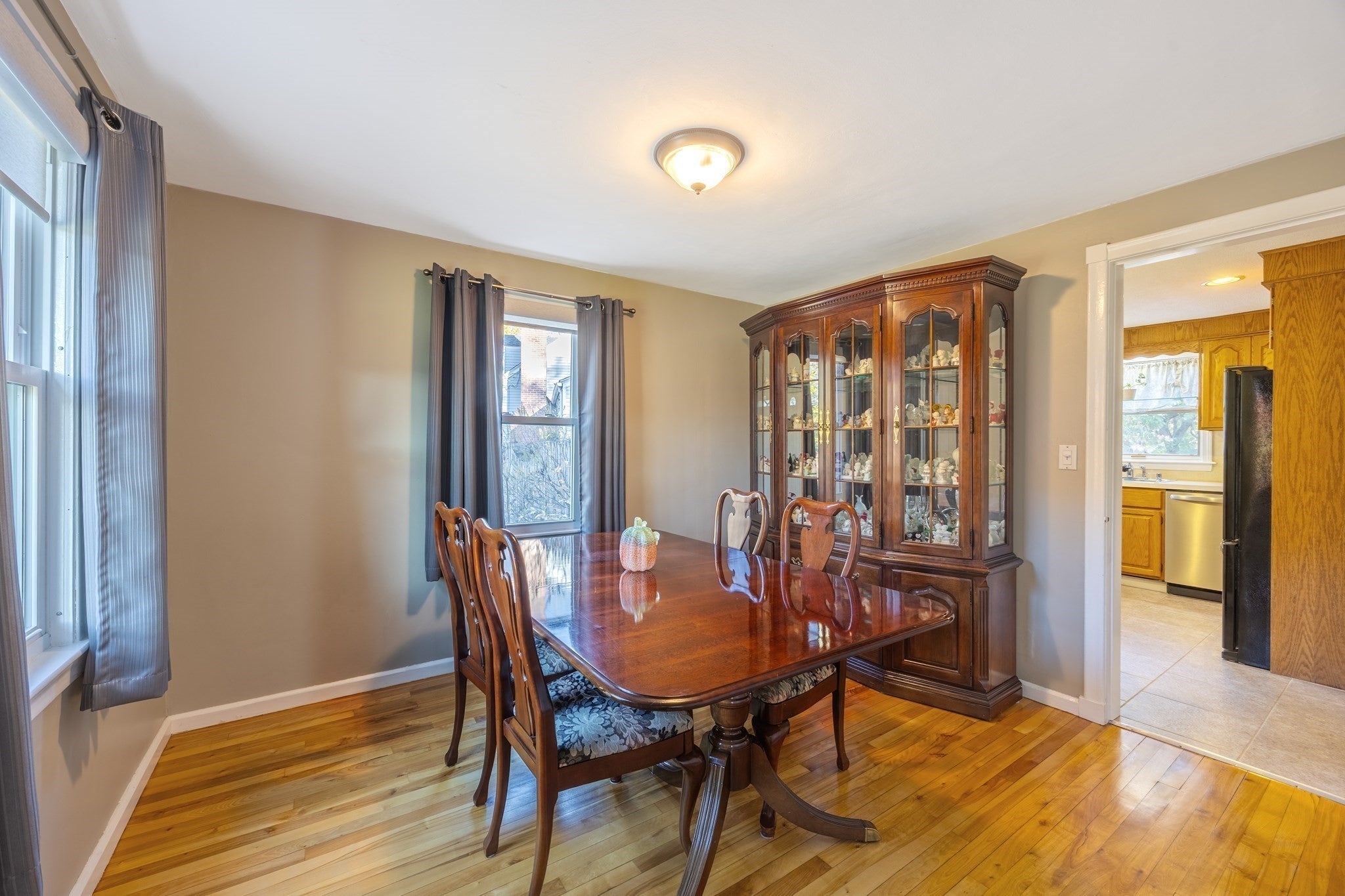 1 Lexington St, South Hadley, MA Photo #25