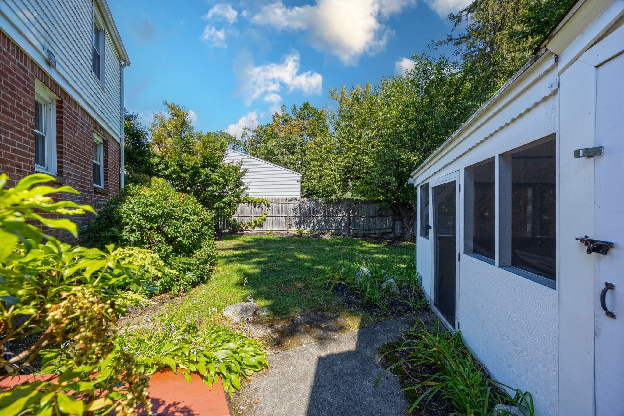1 Lexington St, South Hadley, MA Photo #10