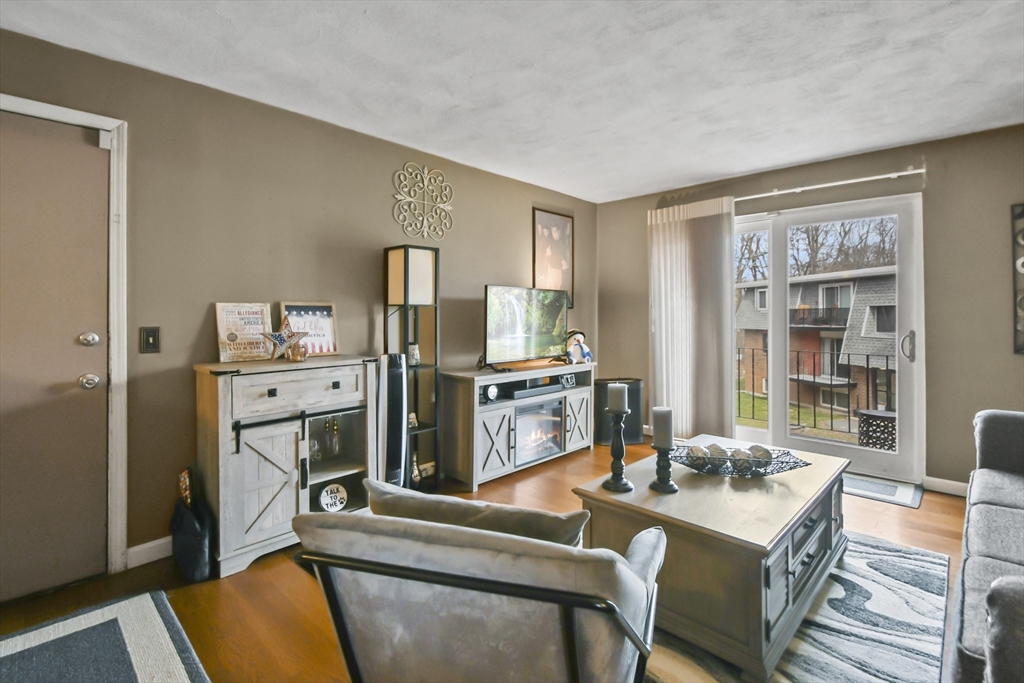 176 Maple Avenue 4-28