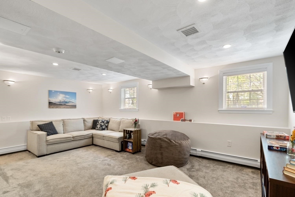 33 Houghton Rd, Wilmington, MA Photo #29