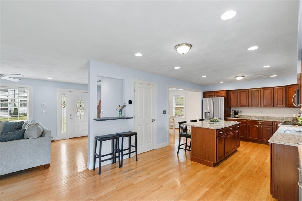 33 Houghton Rd, Wilmington, MA Photo #15