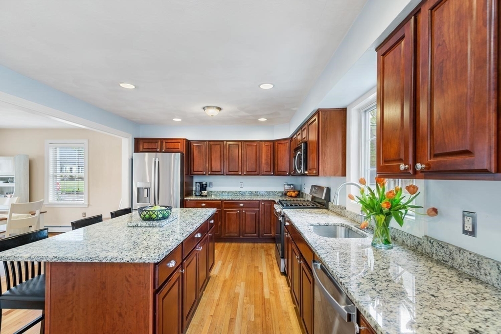 33 Houghton Rd, Wilmington, MA Photo #14