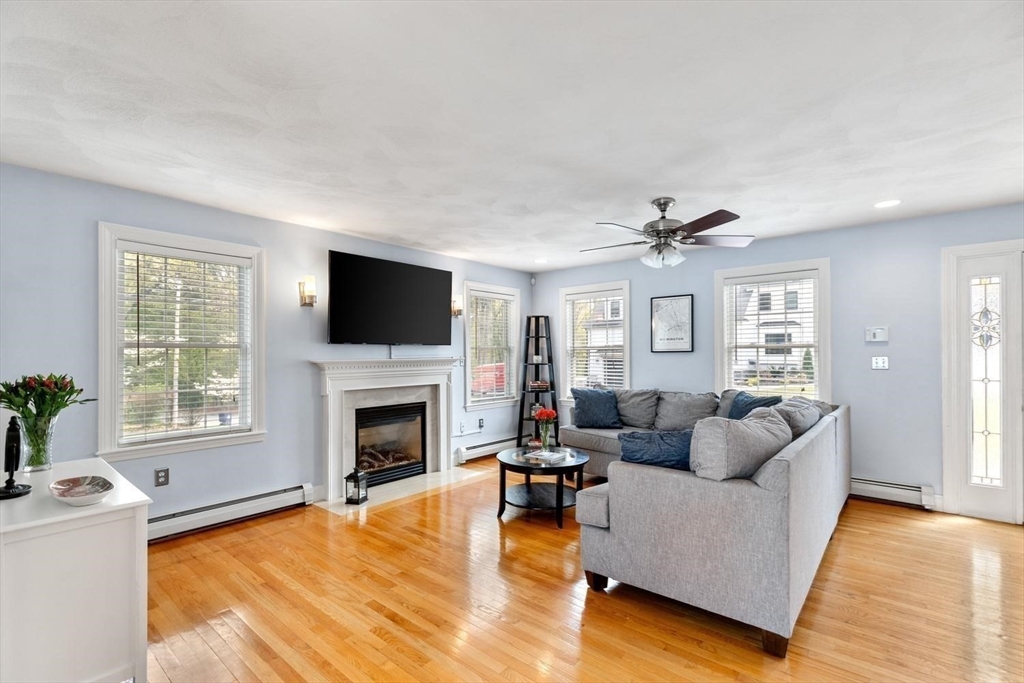 33 Houghton Rd, Wilmington, MA Photo #8