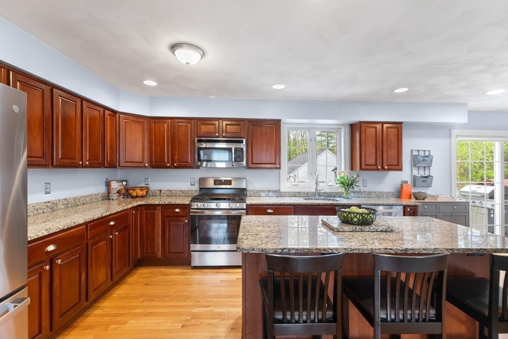 33 Houghton Rd, Wilmington, MA Photo #12