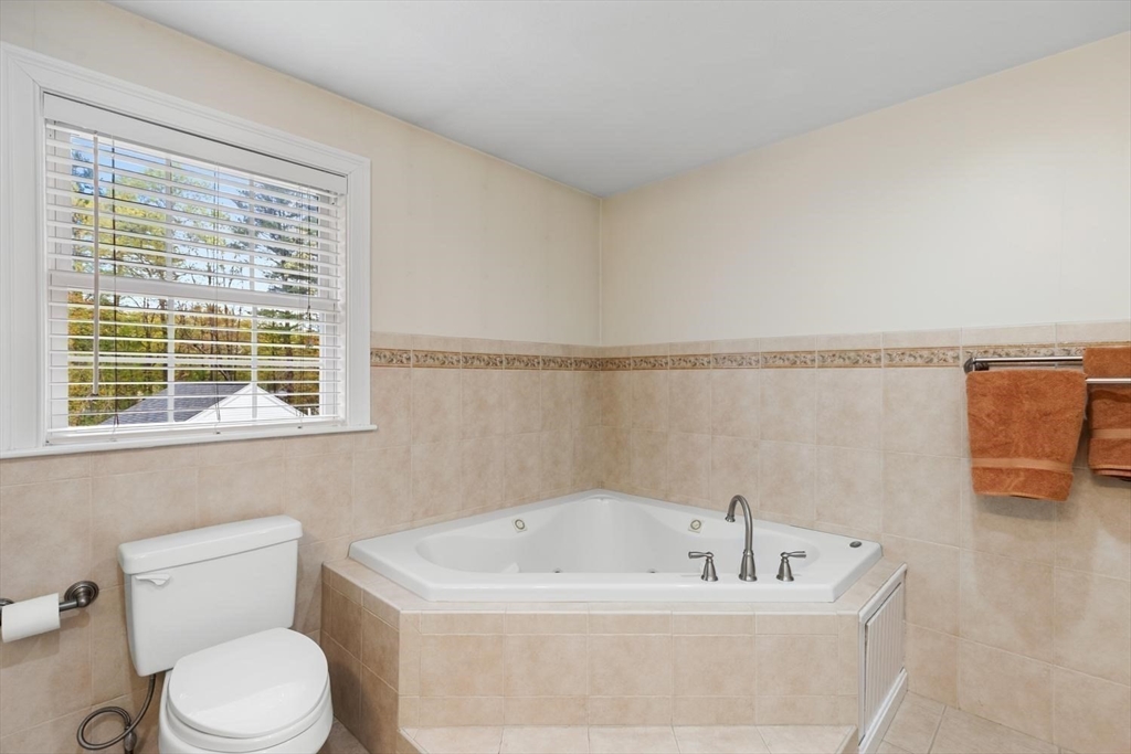 33 Houghton Rd, Wilmington, MA Photo #27