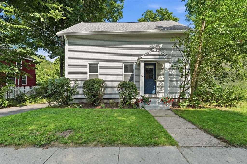 42 Water St.