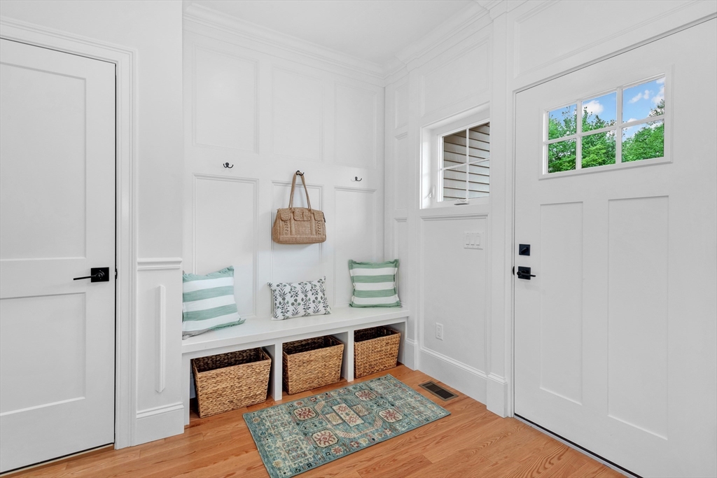 4 Weber Farm Road 4