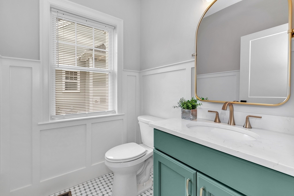 4 Weber Farm Road 4