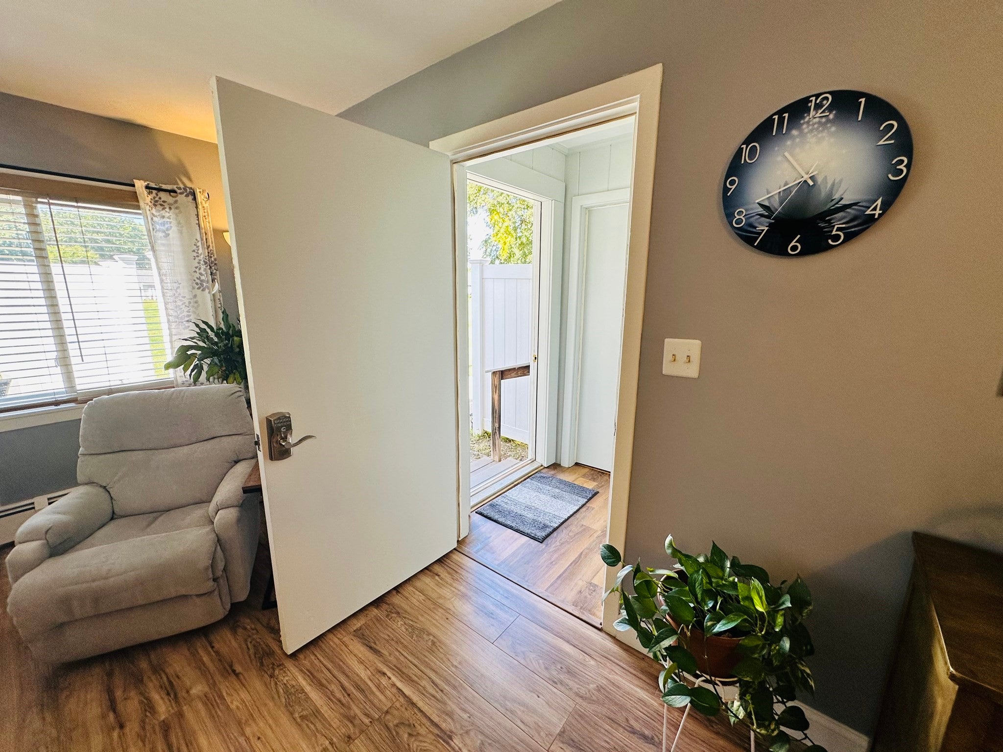 162 Horseshoe Dr #162, Chicopee, MA, 162 Horseshoe Dr #162, Chicopee, MA Photo #17