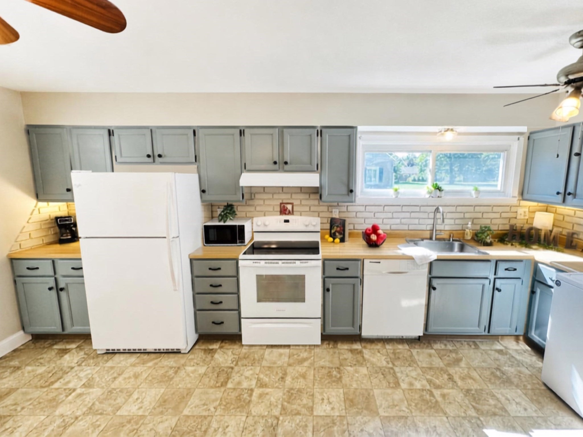 162 Horseshoe Dr #162, Chicopee, MA, 162 Horseshoe Dr #162, Chicopee, MA Photo #5