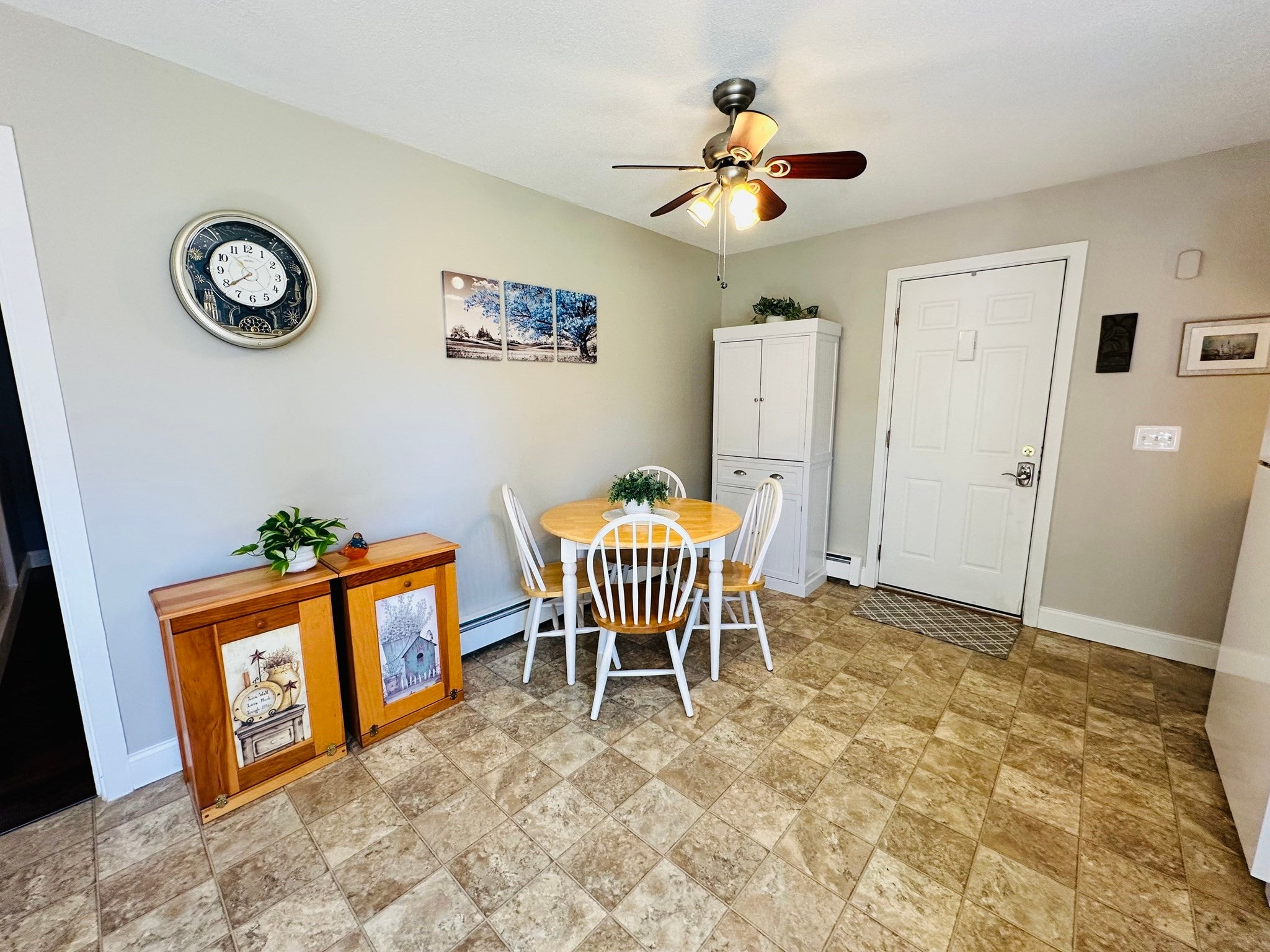 162 Horseshoe Dr #162, Chicopee, MA, 162 Horseshoe Dr #162, Chicopee, MA Photo #7