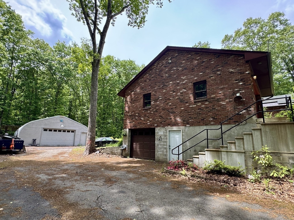 64 Number 10 Schoolhouse Rd