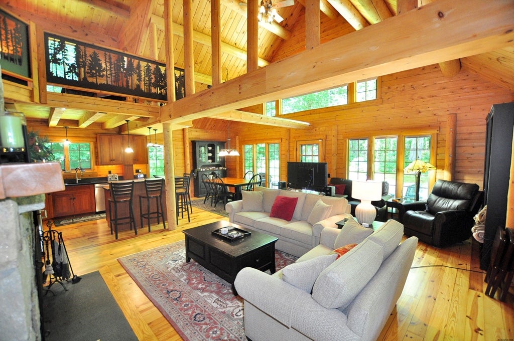 1111 Clubhouse Rd, Tolland, MA Photo #10