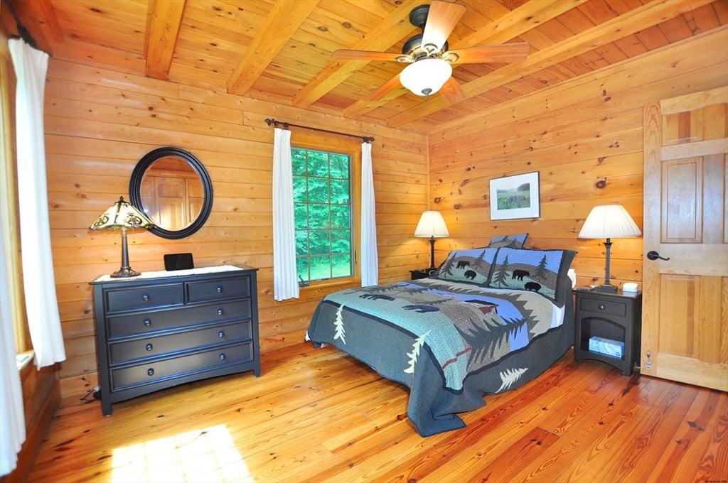 1111 Clubhouse Rd, Tolland, MA Photo #26