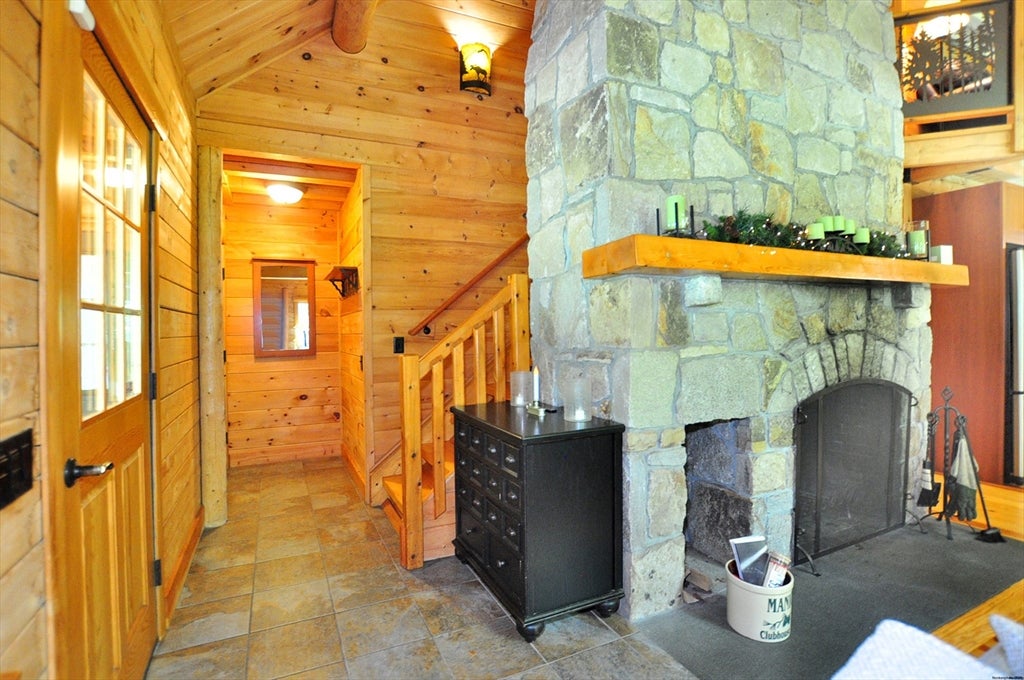 1111 Clubhouse Rd, Tolland, MA Photo #8