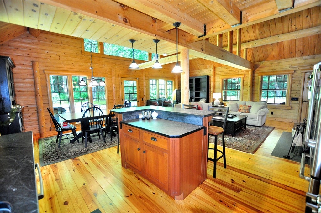 1111 Clubhouse Rd, Tolland, MA Photo #19