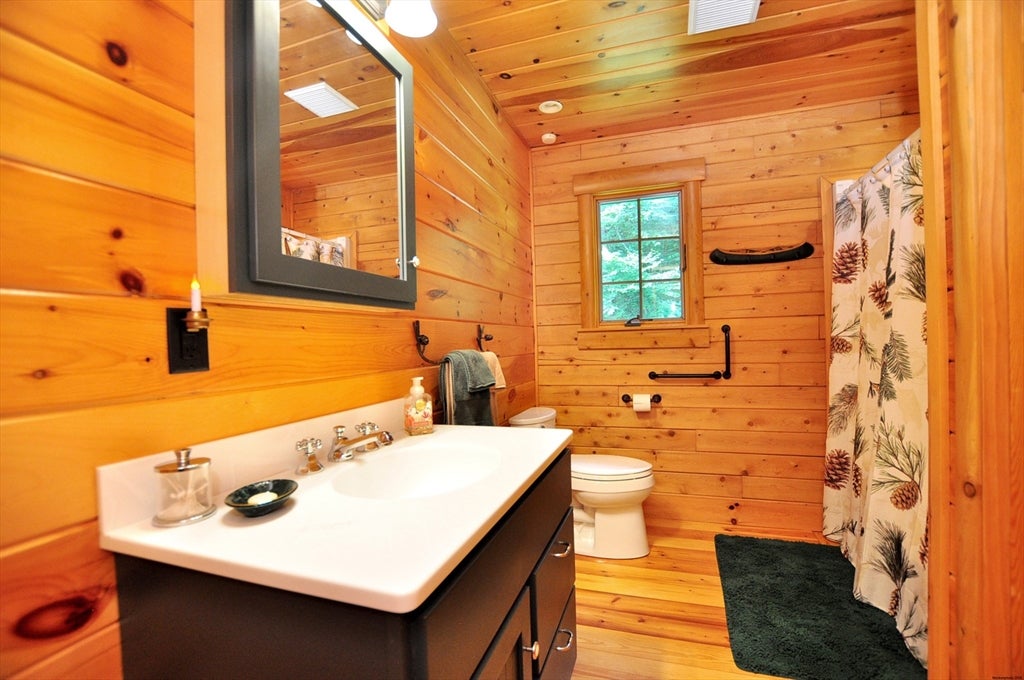 1111 Clubhouse Rd, Tolland, MA Photo #23