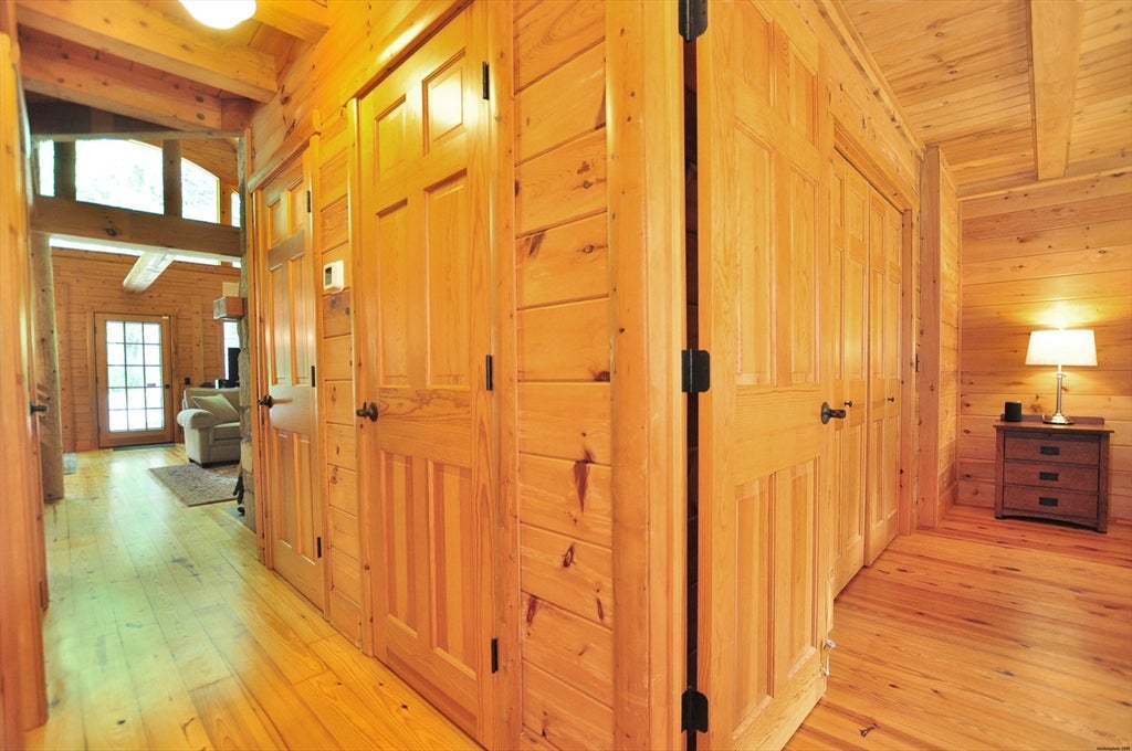 1111 Clubhouse Rd, Tolland, MA Photo #20