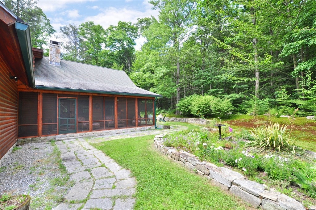 1111 Clubhouse Rd, Tolland, MA Photo #5
