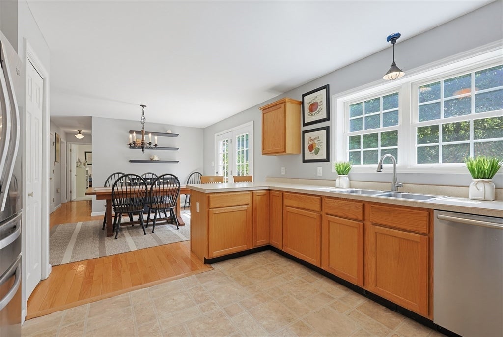 75 Bald Eagle Rd, Weymouth, MA, 75 Bald Eagle Rd, Weymouth, MA Photo #7