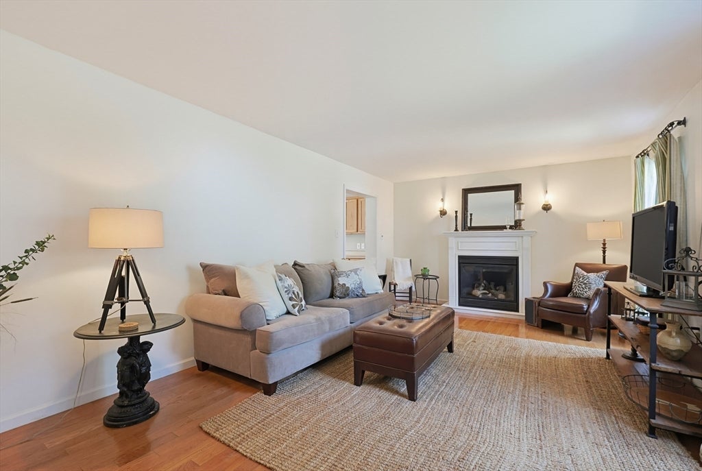 75 Bald Eagle Rd, Weymouth, MA, 75 Bald Eagle Rd, Weymouth, MA Photo #2