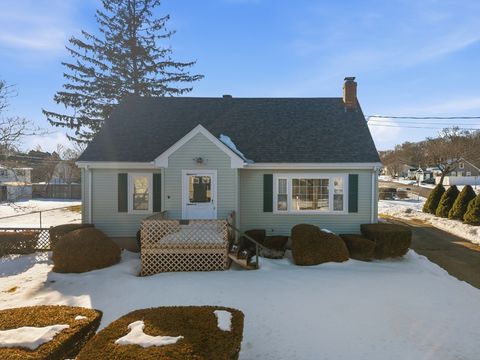 45 Alpha St Dartmouth MA 02747