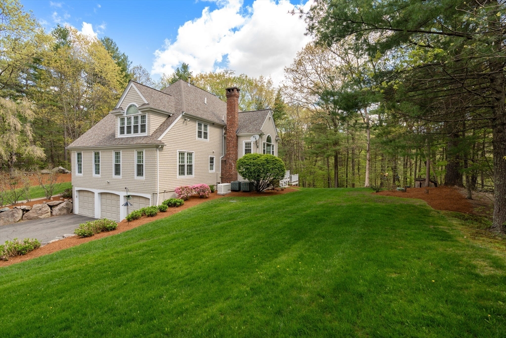 11 Pettees Pond Lane, Westwood, MA Photo #38