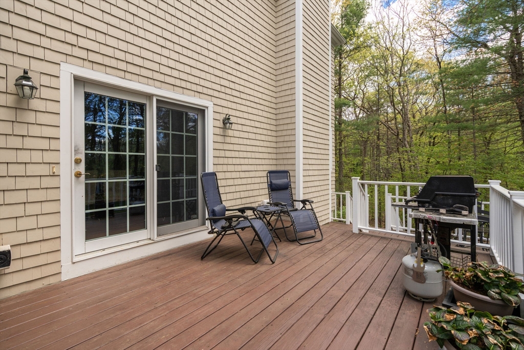 11 Pettees Pond Lane, Westwood, MA Photo #34