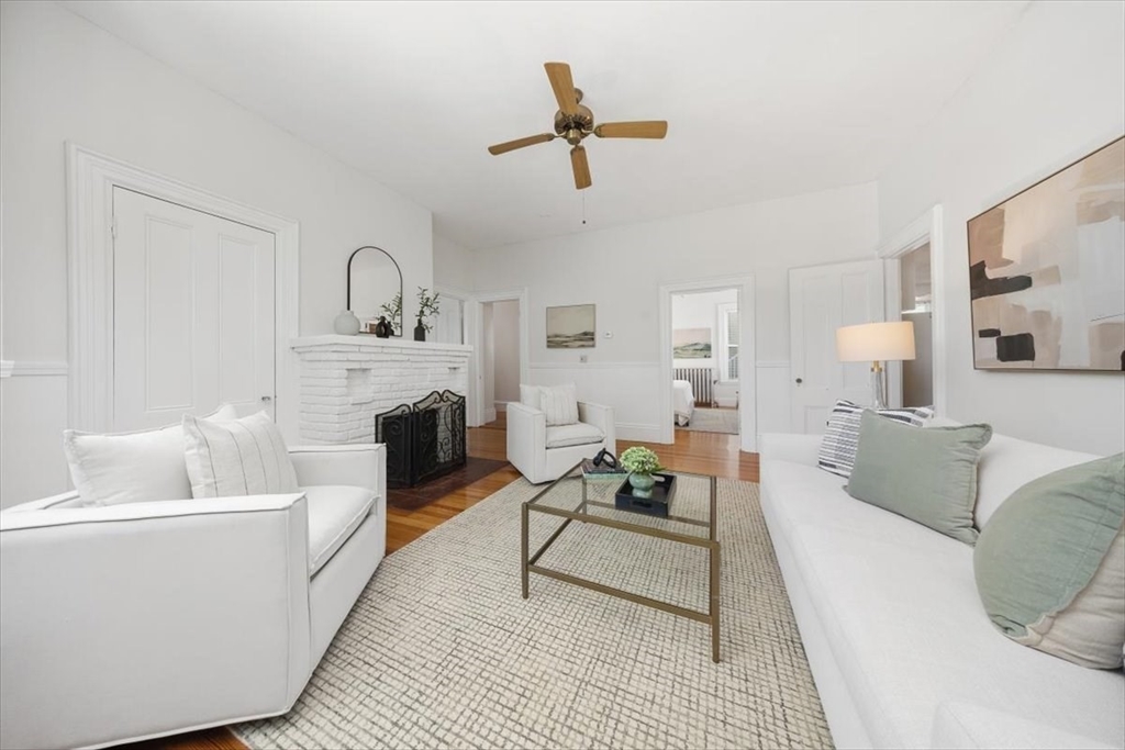 107 Lincoln Ave
