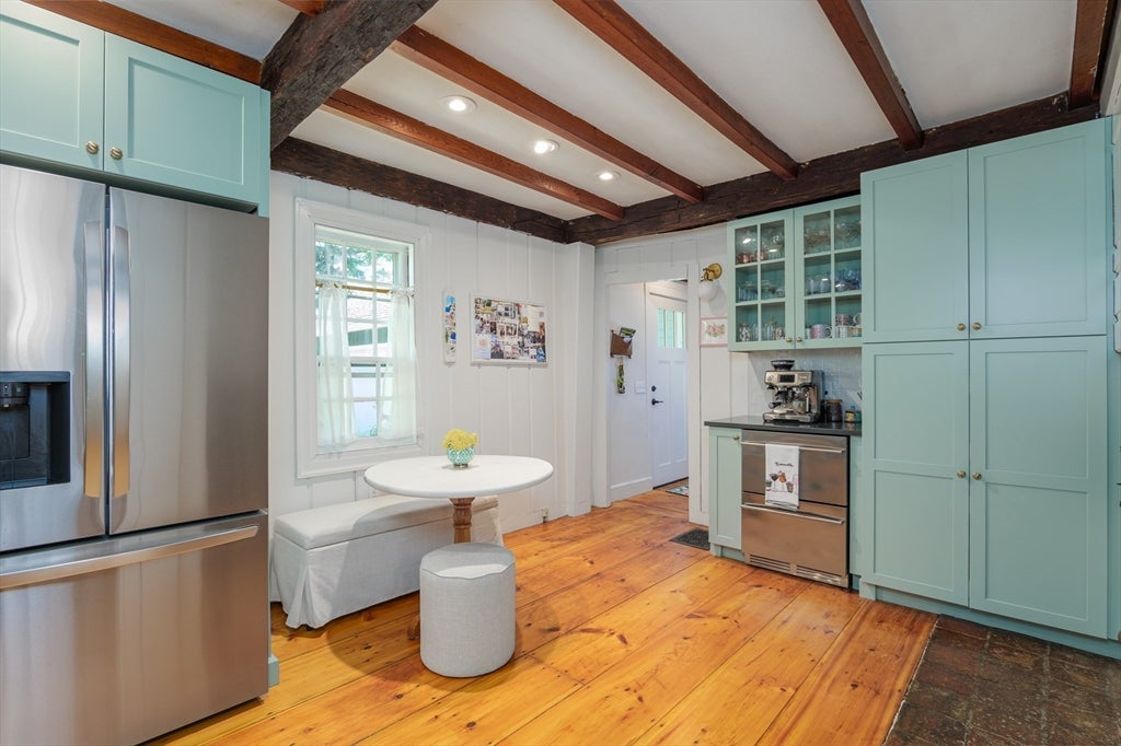 129 Whitehall Rd
