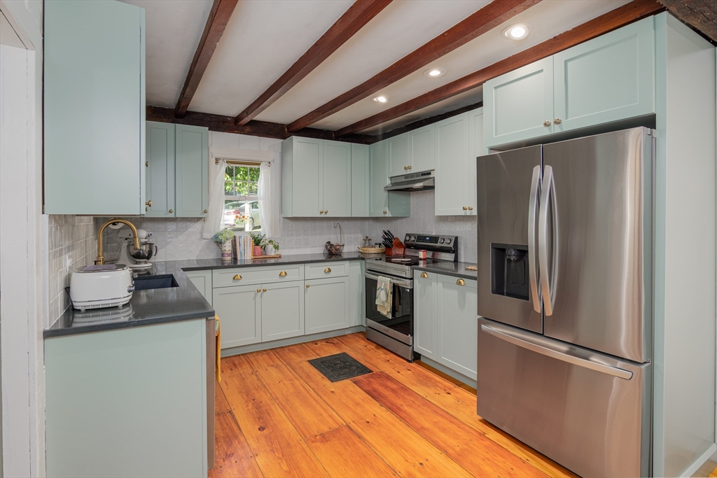 129 Whitehall Rd