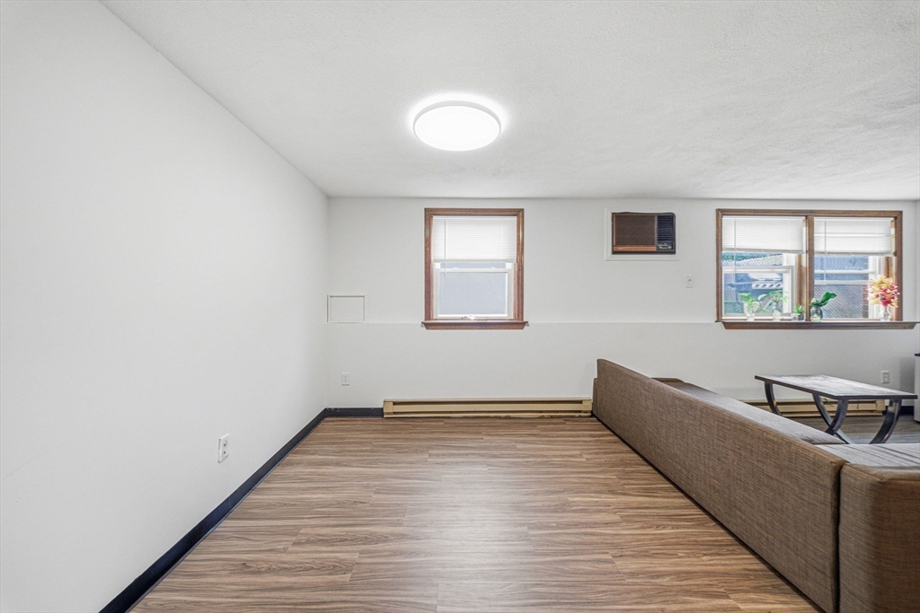 33A Jackson St. 103