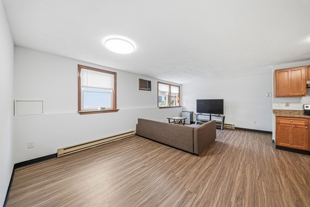 33A Jackson St. 103