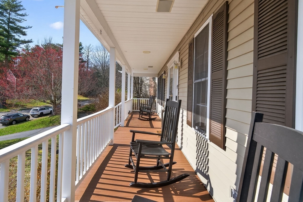 49 Lorraine Metcalf Rd