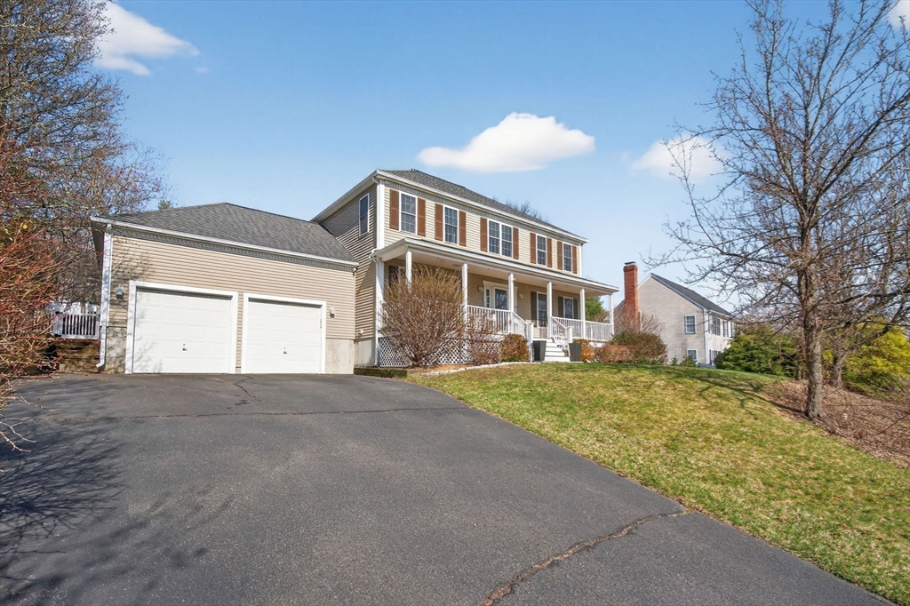 49 Lorraine Metcalf Rd