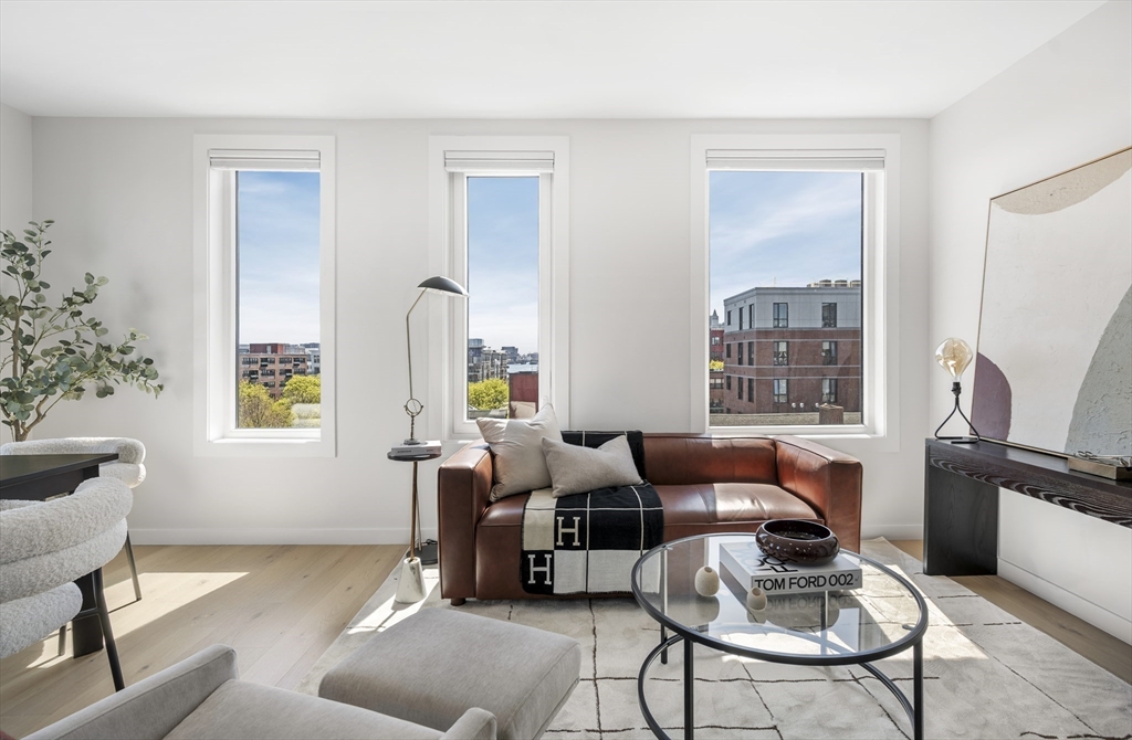 2 Maverick Square 401